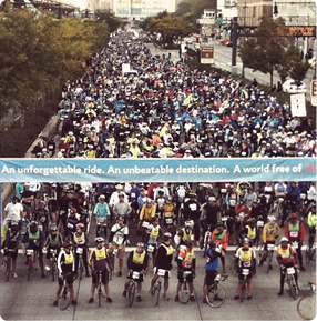 Hundreds of bikers at the start line for Bike MS NY