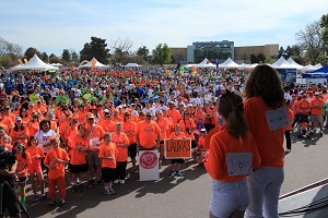 Group of people celebrating at Walk MS event